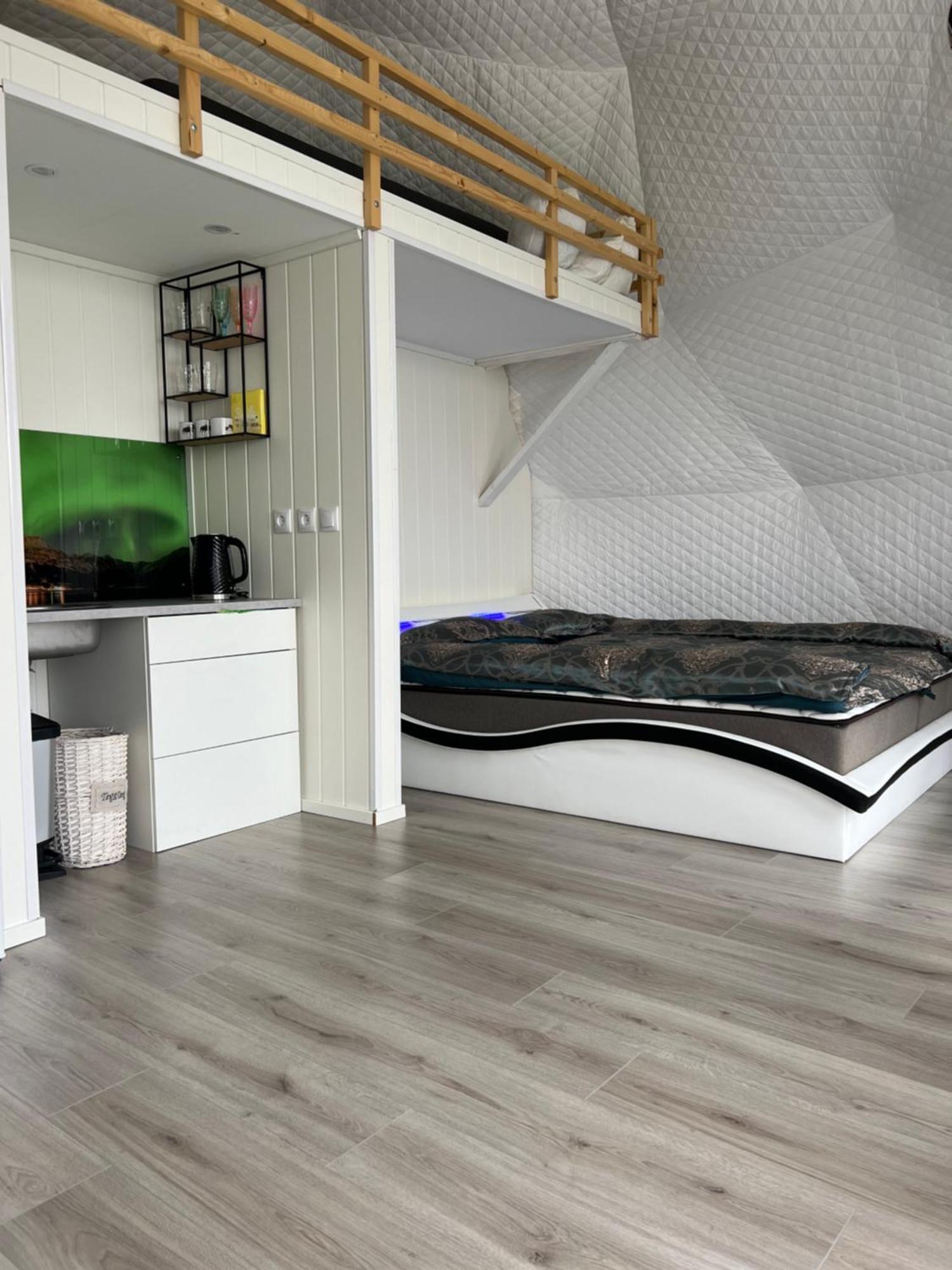 Отель Evenes Artic Glamping Evenesmarkja Экстерьер фото