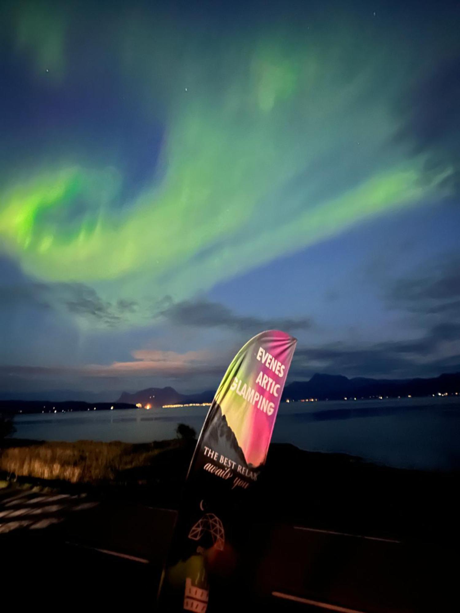 Отель Evenes Artic Glamping Evenesmarkja Экстерьер фото